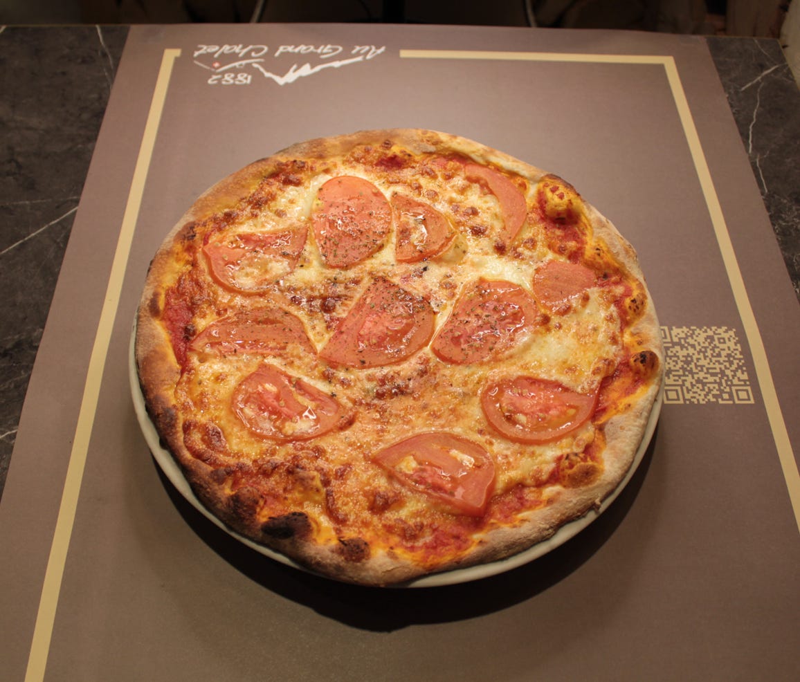 Pizza, Pizza au feu de bois, Au Grand Chalet, Genève