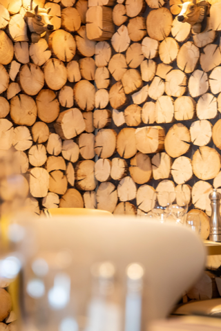 Mur en bois, Au Petit Chalet, Restaurant à Genève